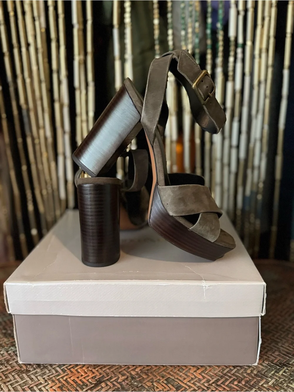 Heels - Picture 4 of 5